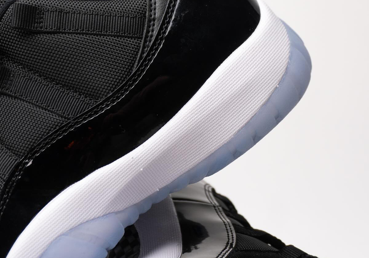 Space Jam Jordan 11 Low Fv5104 004 8