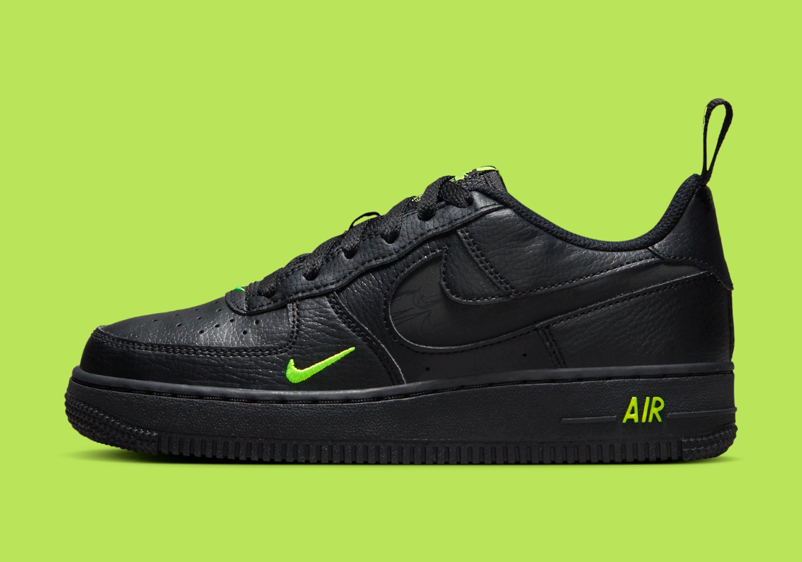 Big Kids Nike Air Force 1 Low Black Volt Glow Fv7020 001 3