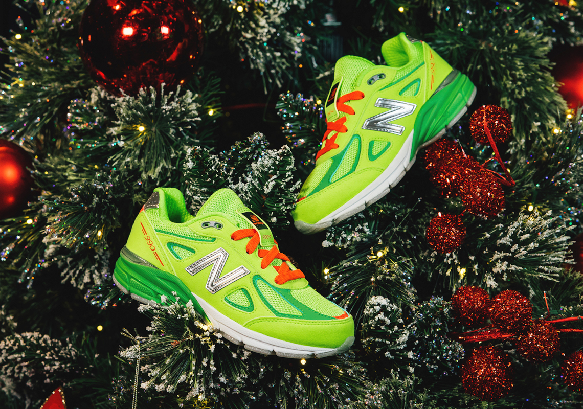 Dtlr New Balance 990v4 Festive 3