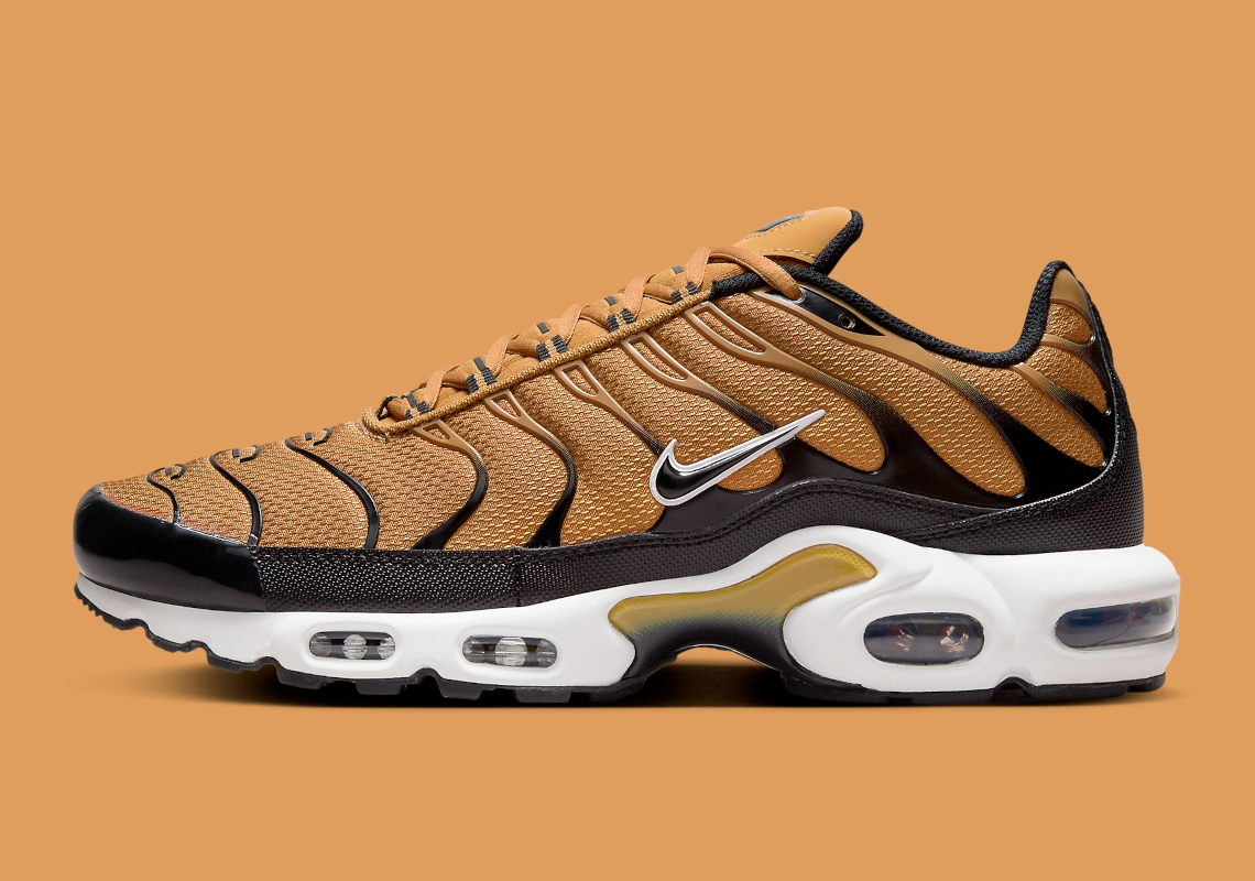 Seasonal "Wheat" Appears On The Nike Air Max Plus