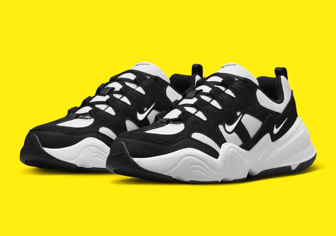 Nike's Chunky Tech Hera Debuts In A "Panda" Outfit