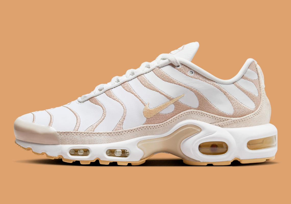 Wmns Nike Air Max Plus Prm Pale Vanilla Dz2832 101 1