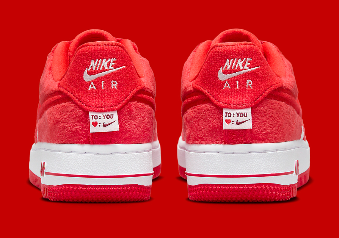 Nike Air Force 1 Low Valentines Day 2024 6