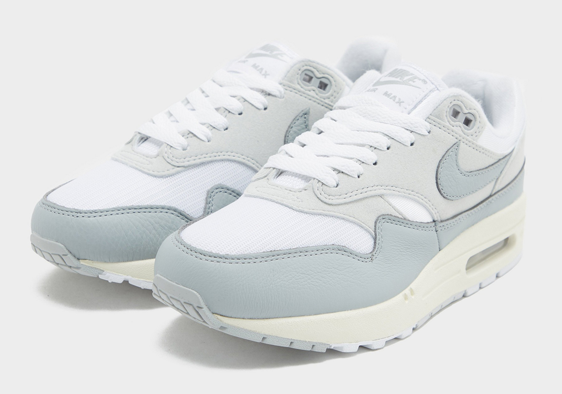 Nike Air Max 1 Football Grey White Sail 4