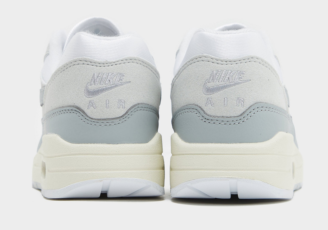 Nike Air Max 1 Football Grey White Sail 5