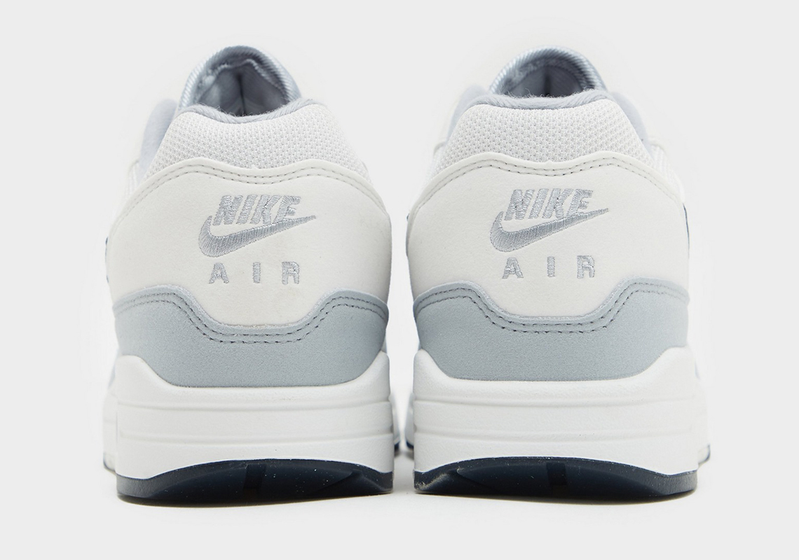 Nike Air Max 1 Platinum Tint Dark Obsidian Fd9082 002 4