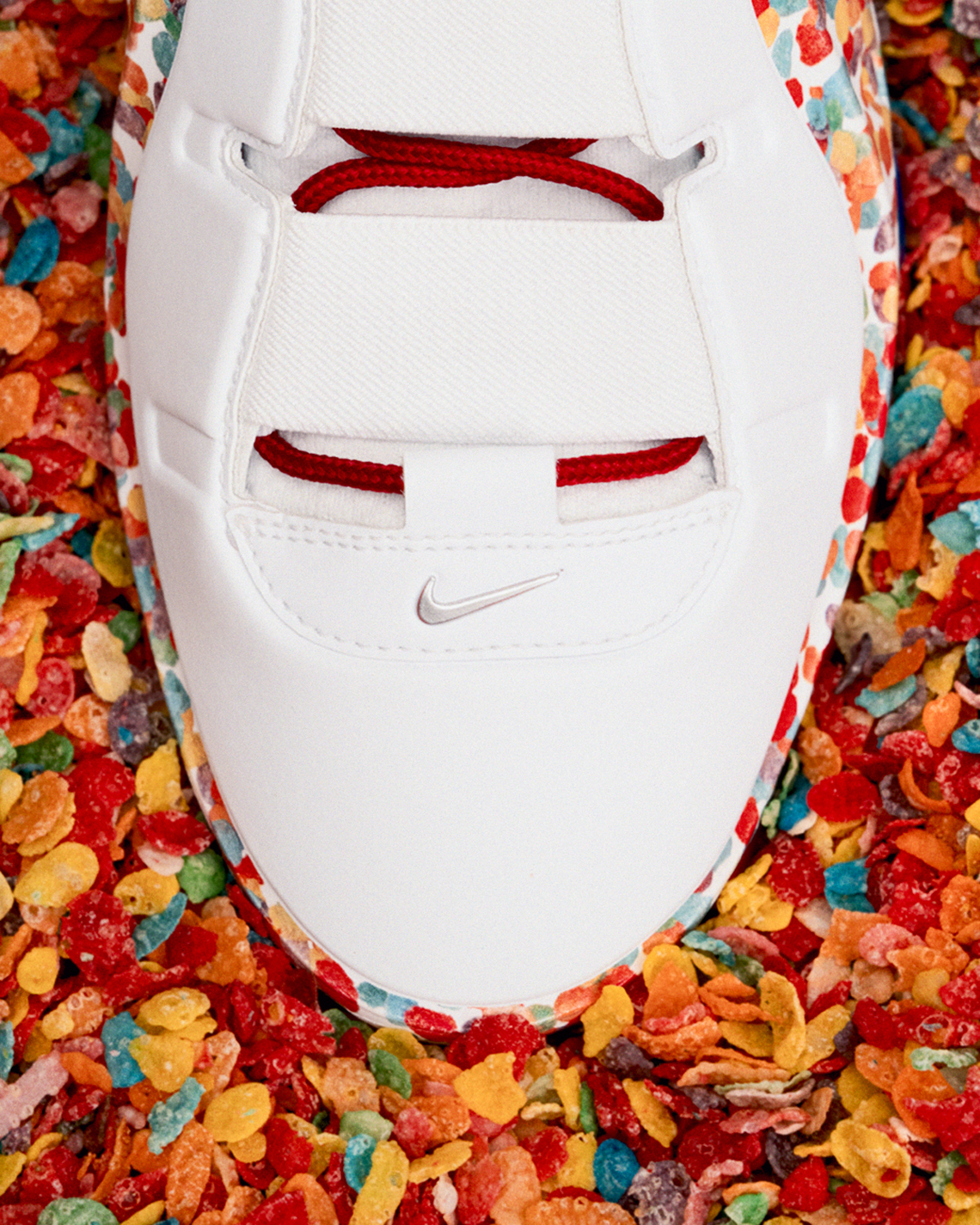 Nike Lebron 4 Fruity Pebbles Cleats 3