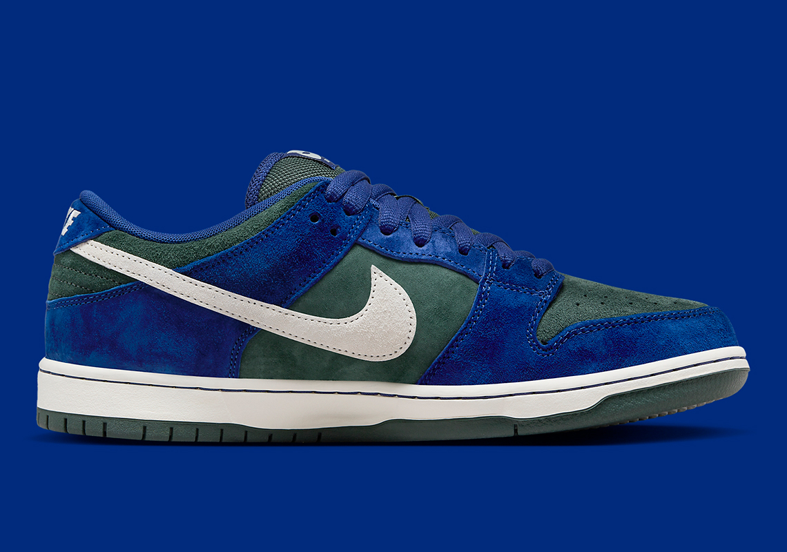 Nike Sb Dunk Low Royal Blue Green Suede 6