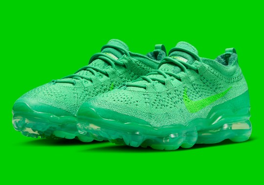 Nike Coats The Vapormax Flyknit 2023 Entirely In Green