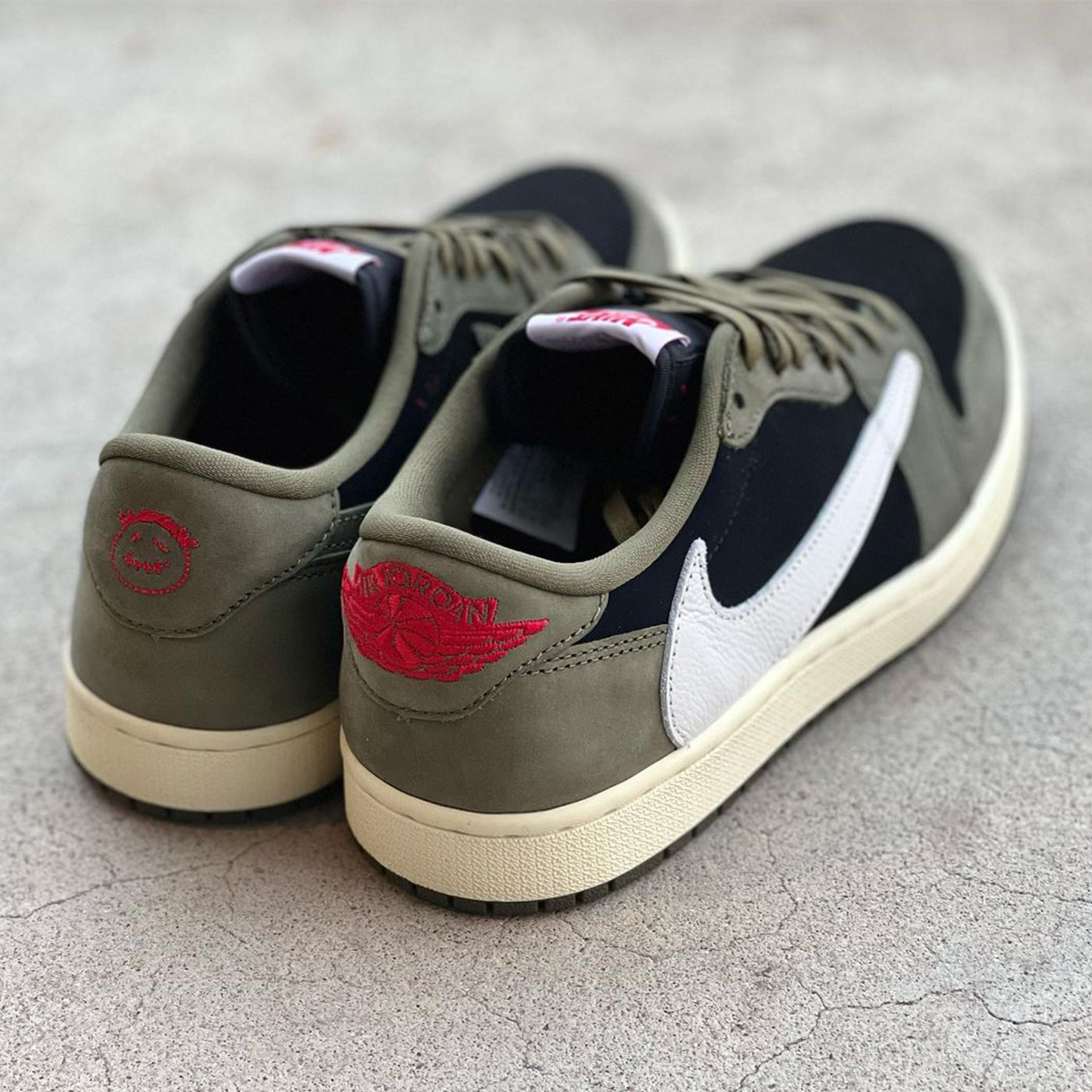 Travis Scott Jordan 1 Low Olive Dm7866 002 1