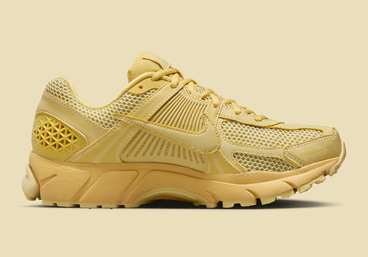 Nike Zoom Vomero 5 Saturn Gold Fq7079 700 11