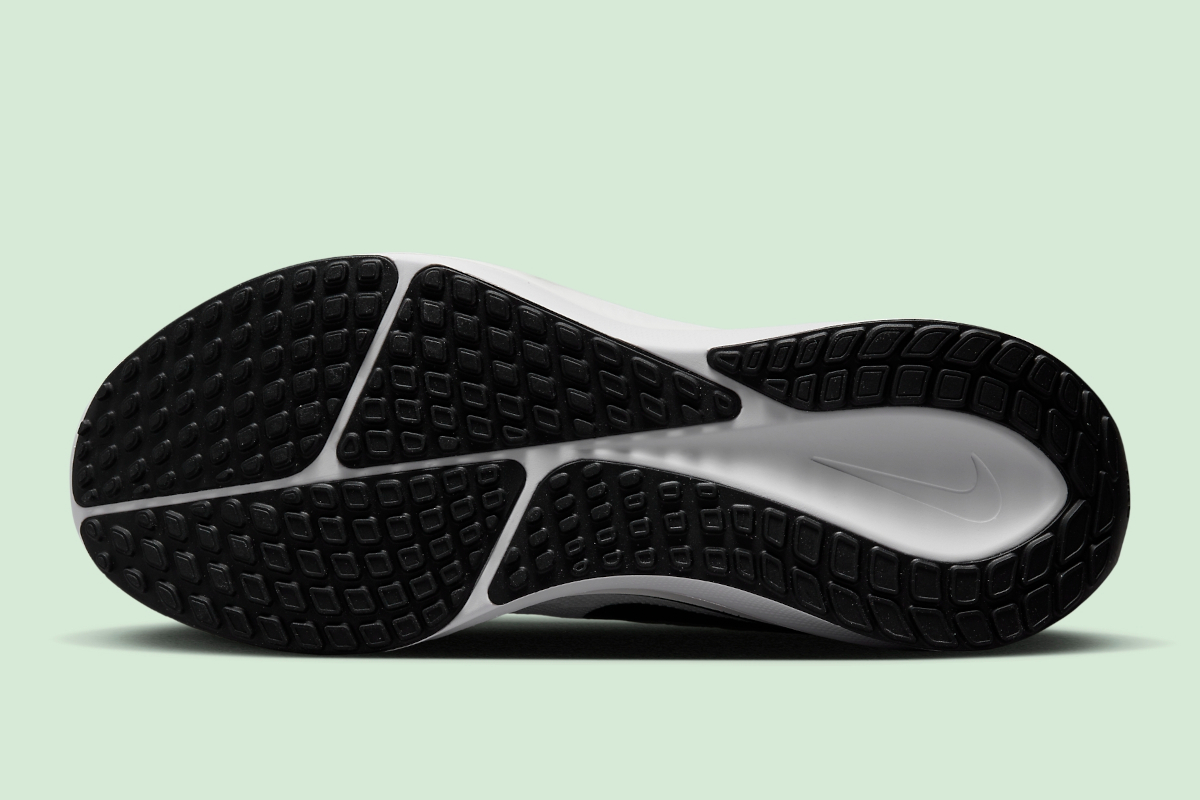Nike Zoomx Vomero 17 Wake Up Fz4020 100 10