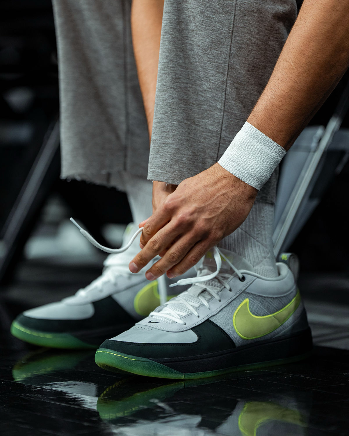 Devin Booker Nike Book 1 Air Max 95 Neon 4