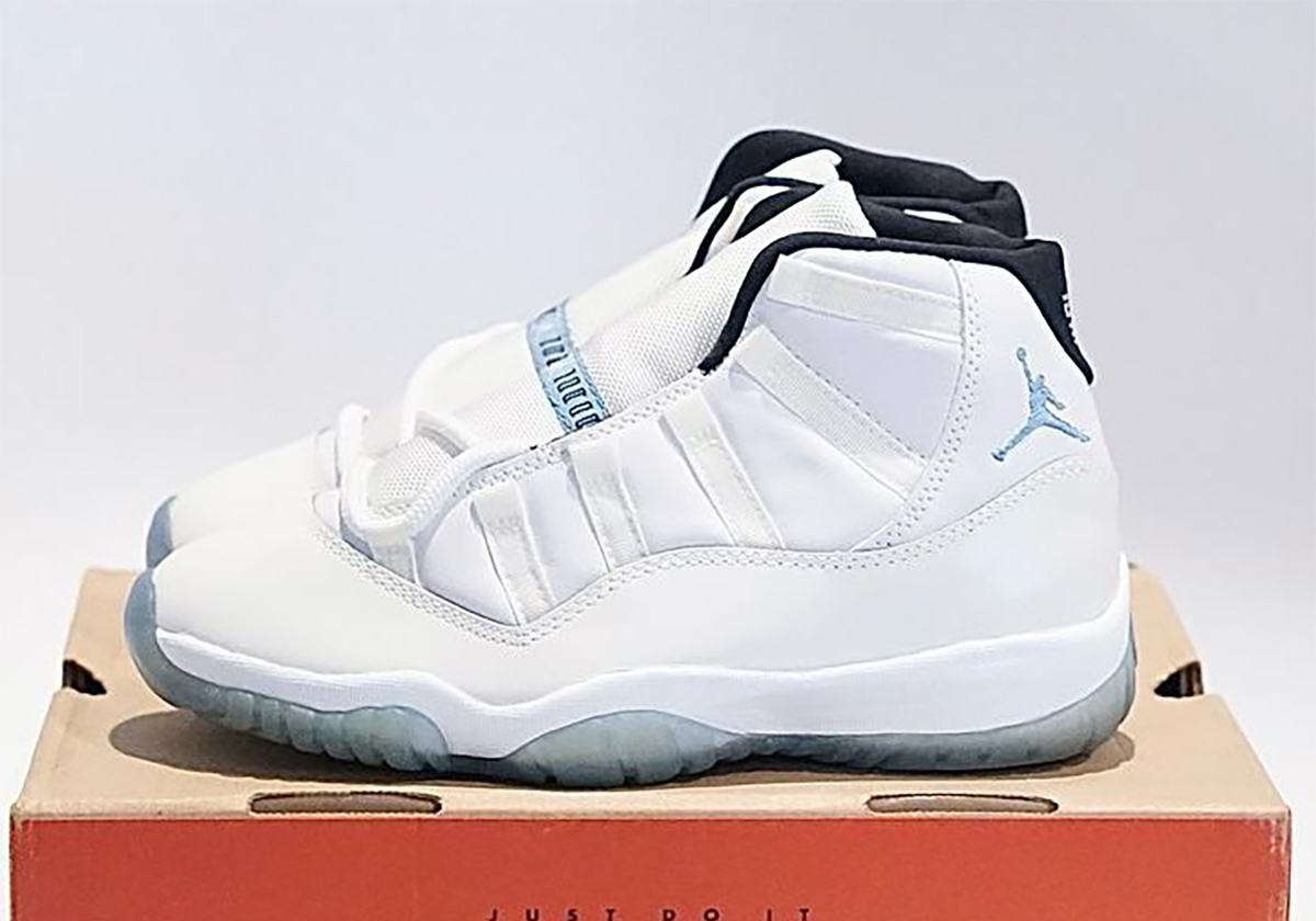 Jordan 11 Columbia 1996