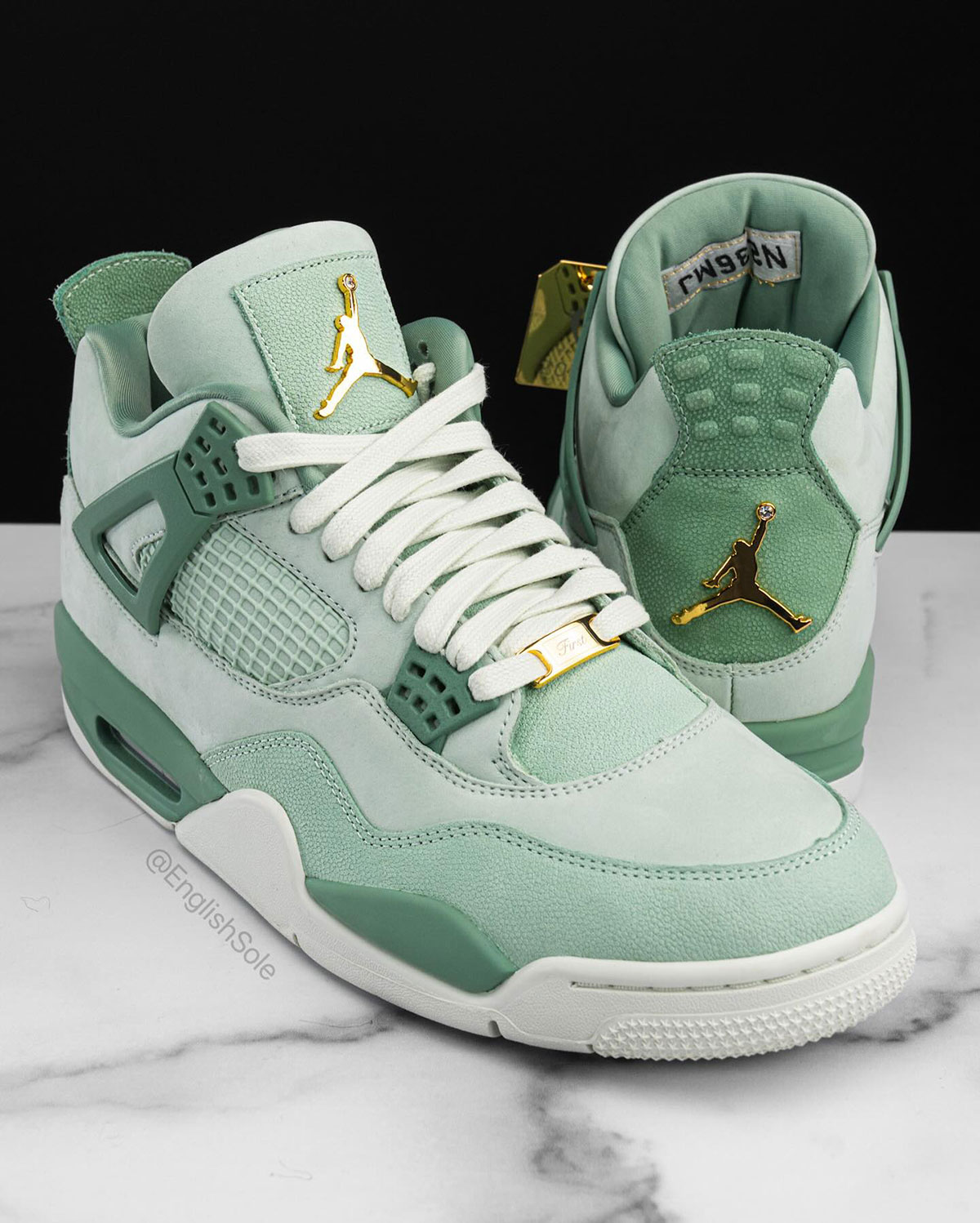 Jordan 4 First Class 8