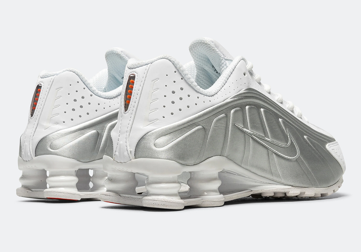 Nike Shox R4 White White Metallic Silver Max Orange Ar3565 101 4