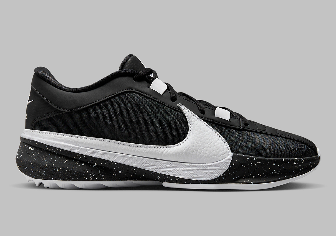 Nike Zoom Freak 5 Black White Dx4985 003 5