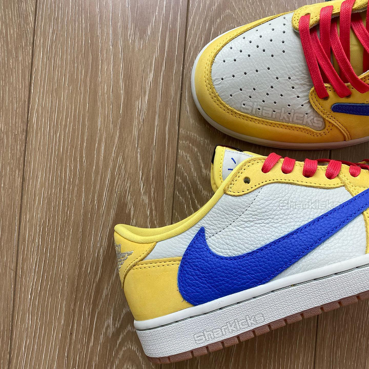 Travis Scott Jordan 1 Low Canary 3