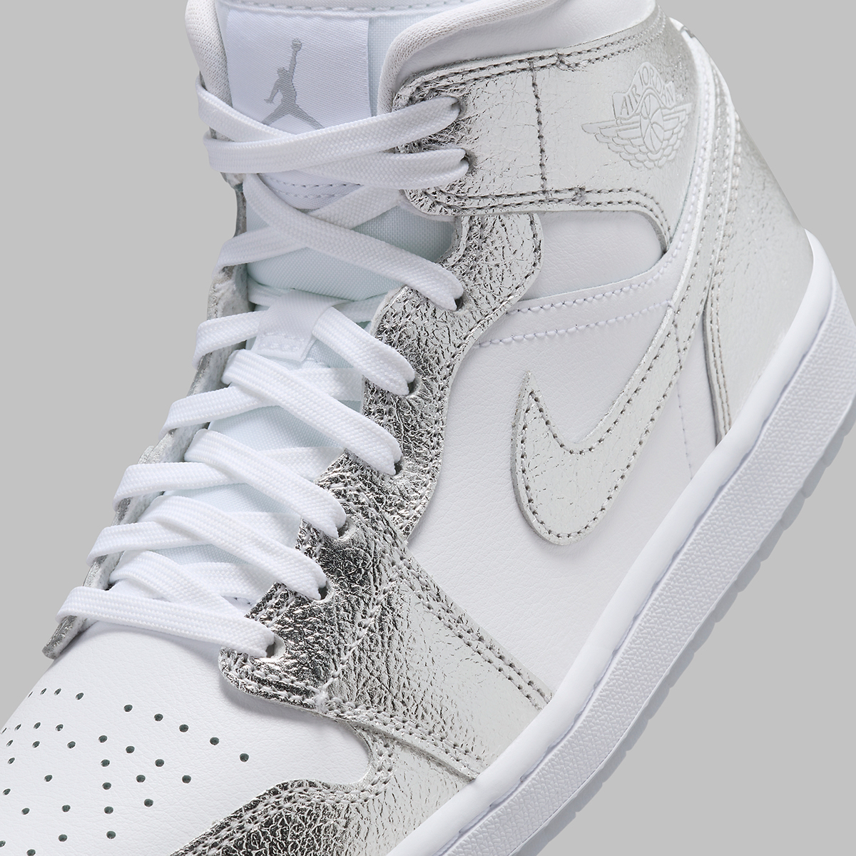 Air Jordan 1 Mid Crinkled Silver Foil Fn5031 100 3