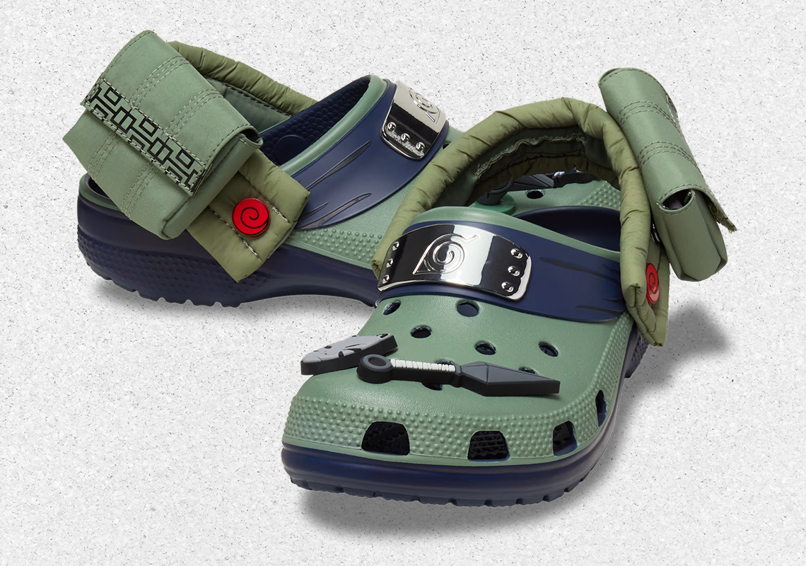 Kakashi Crocs Clog 209445 410 3