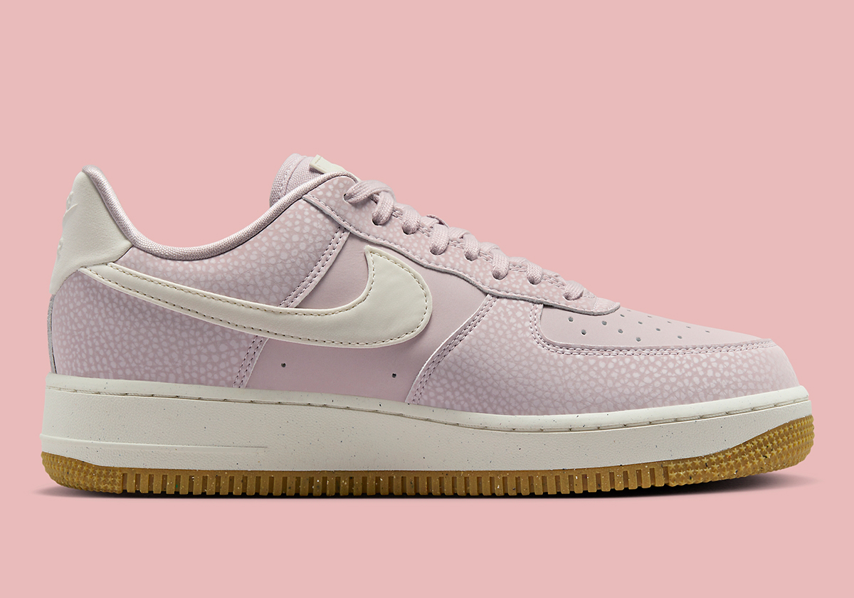 Nike Air Force 1 Low Next Nature Light Bone Platinum Violet Fn6326 001 6