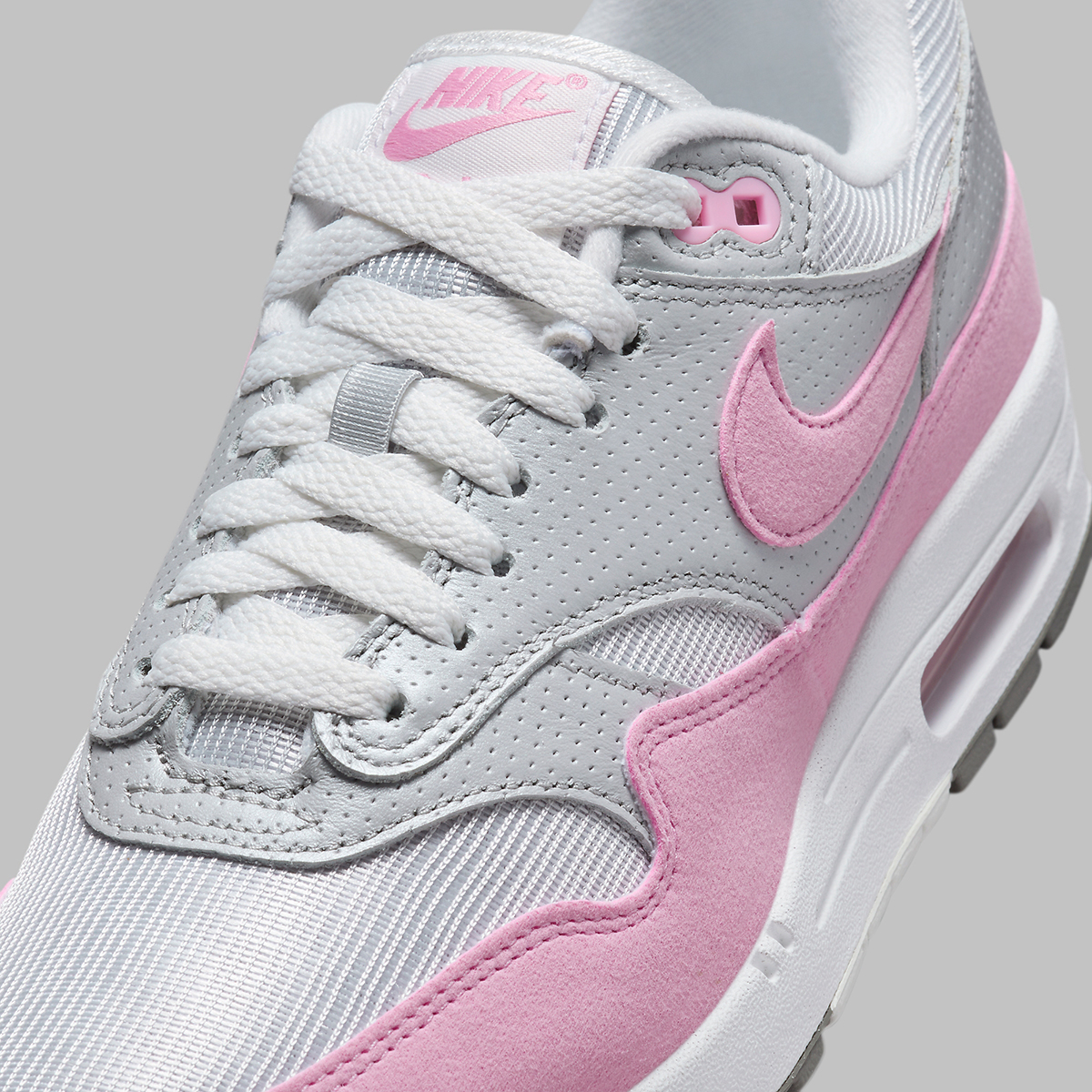 Nike Air Max 1 87 Metallic Platinum Pink Rise 3