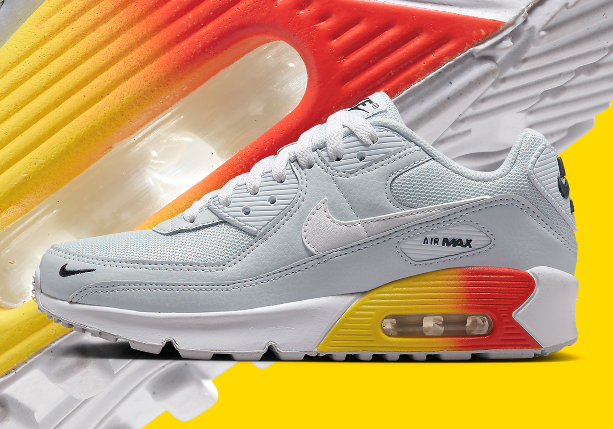 A Gradient Midsole Wedge Defines This Air Max 90