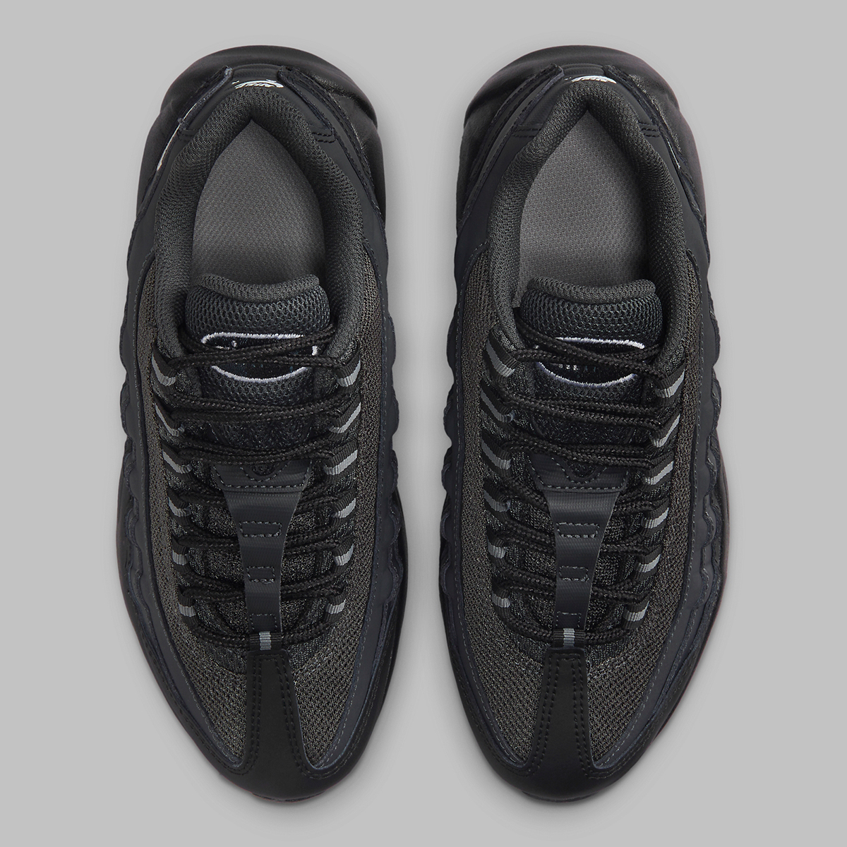 Nike Air Max 95 Gs Black Silver 2