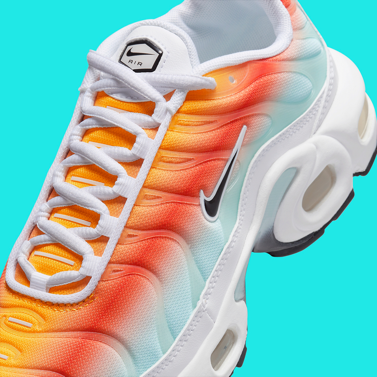 Nike Air Max Plus Gs Tropical Gradient Hf5180 100 3