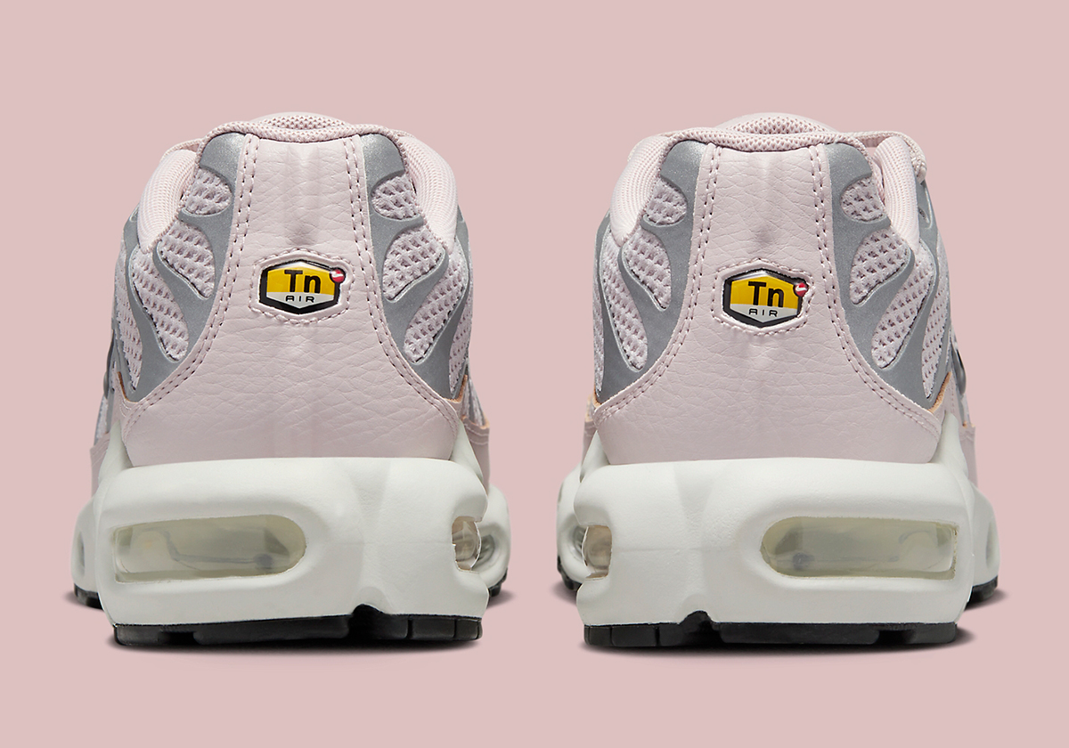 Nike Air Max Plus Womens Light Pink Silver Fv8480 001 5