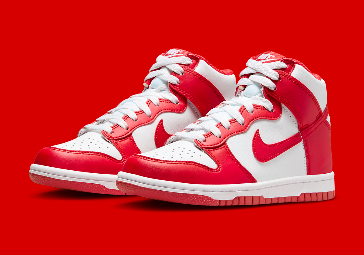 Nike Surfaces A "St. John's" Dunk High For Kids