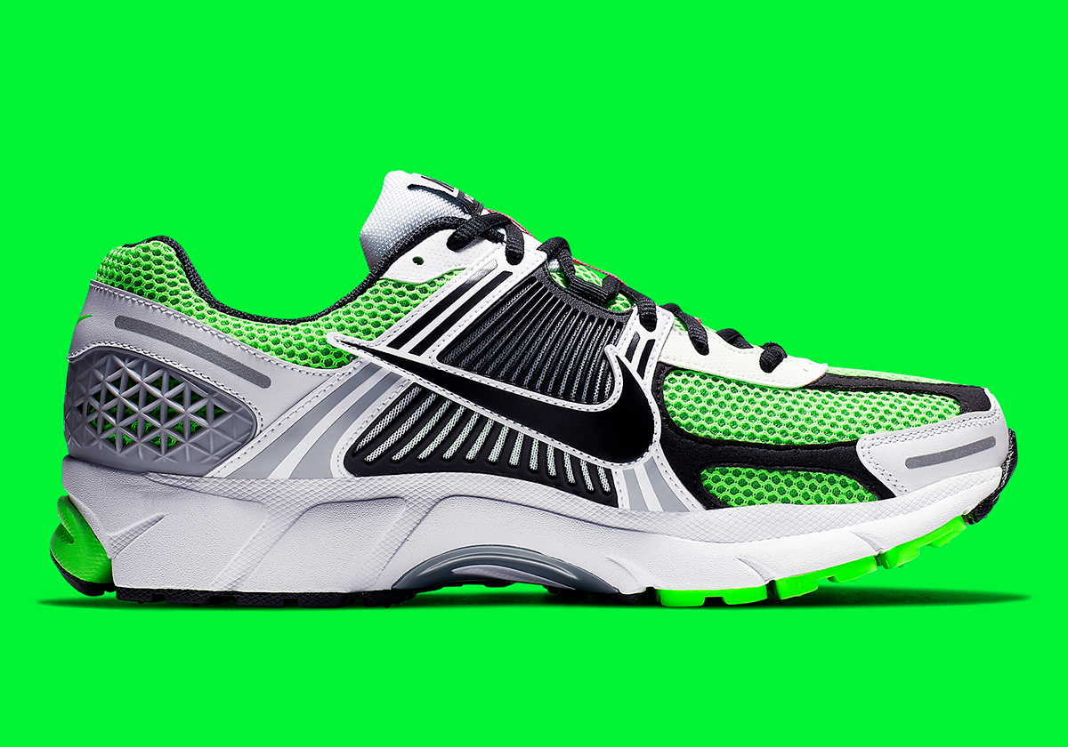 Nike Zoom Vomero 5 Electric Green Ci1694 300 1