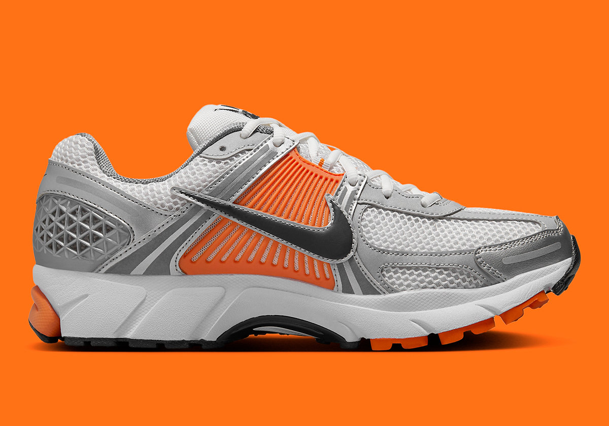 Nike Zoom Vomero 5 Silver Safety Orange 2