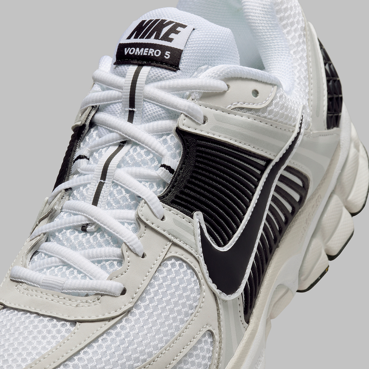 Nike Zoom Vomero 5 White Black Fb9149 101 6