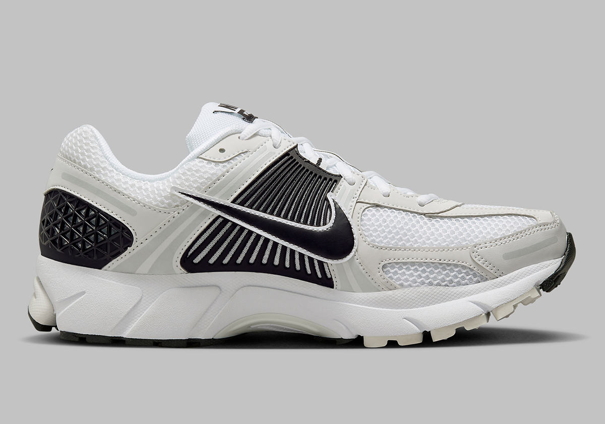 Nike Zoom Vomero 5 White Black Fb9149 101 8