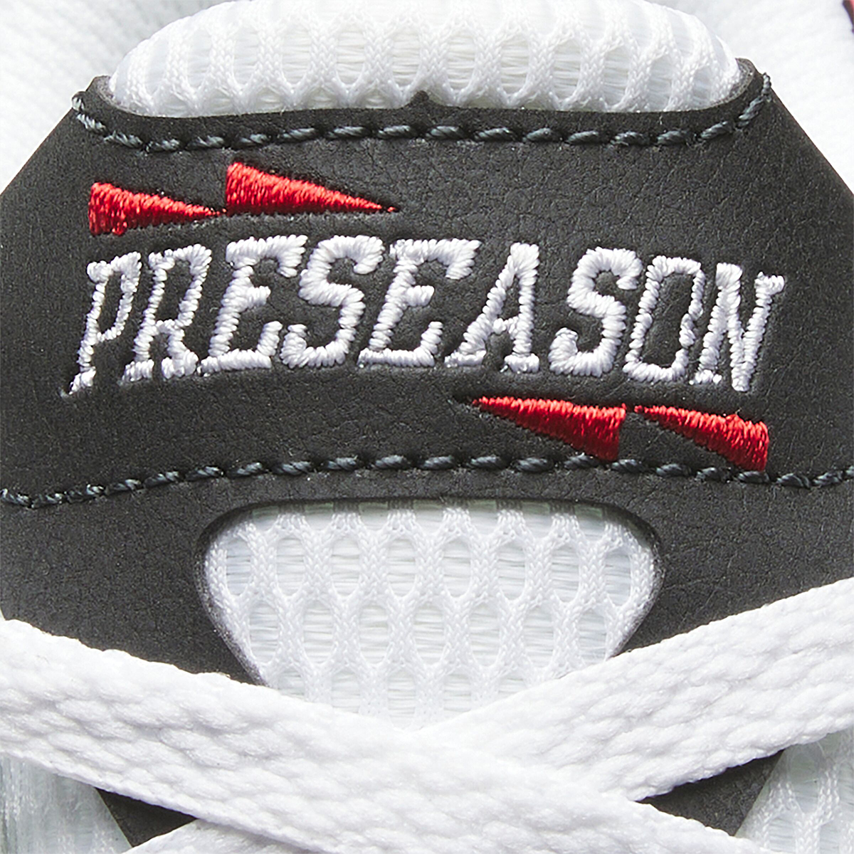 Reebok Preseason 94 Low White Black Red 100202785 2