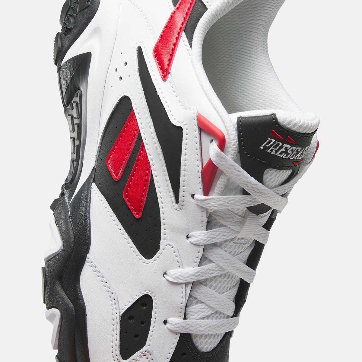 Reebok Preseason 94 Low White Black Red 100202785 5