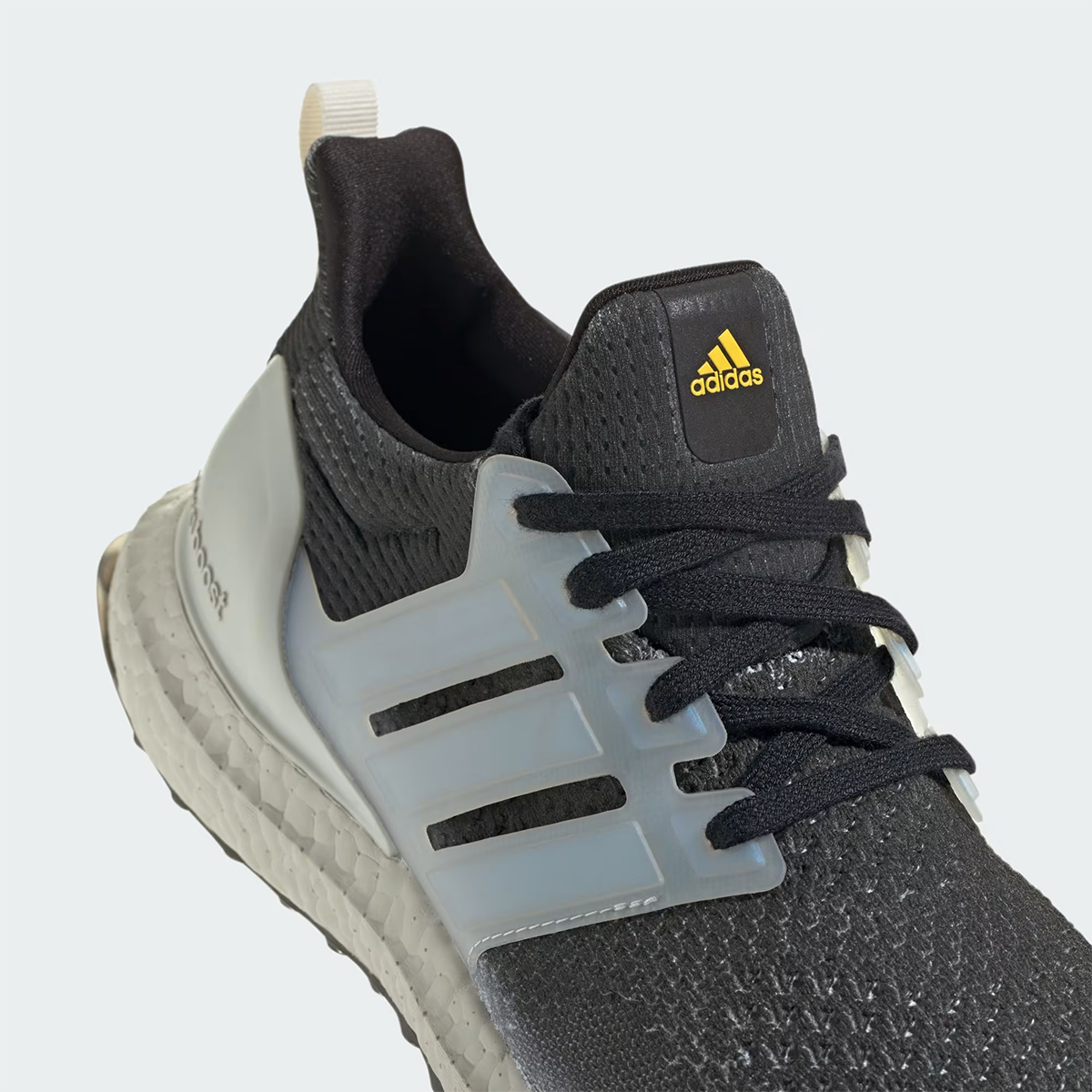 Adidas Ultra Boost Halo Blue Ie8483 6