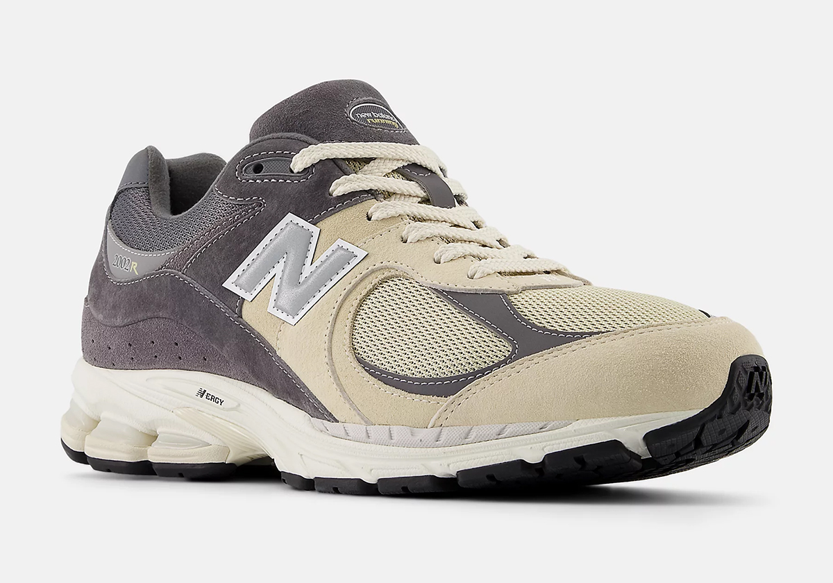 New Balance 2002r Toe Pack Beige Grey M2002rpc 5