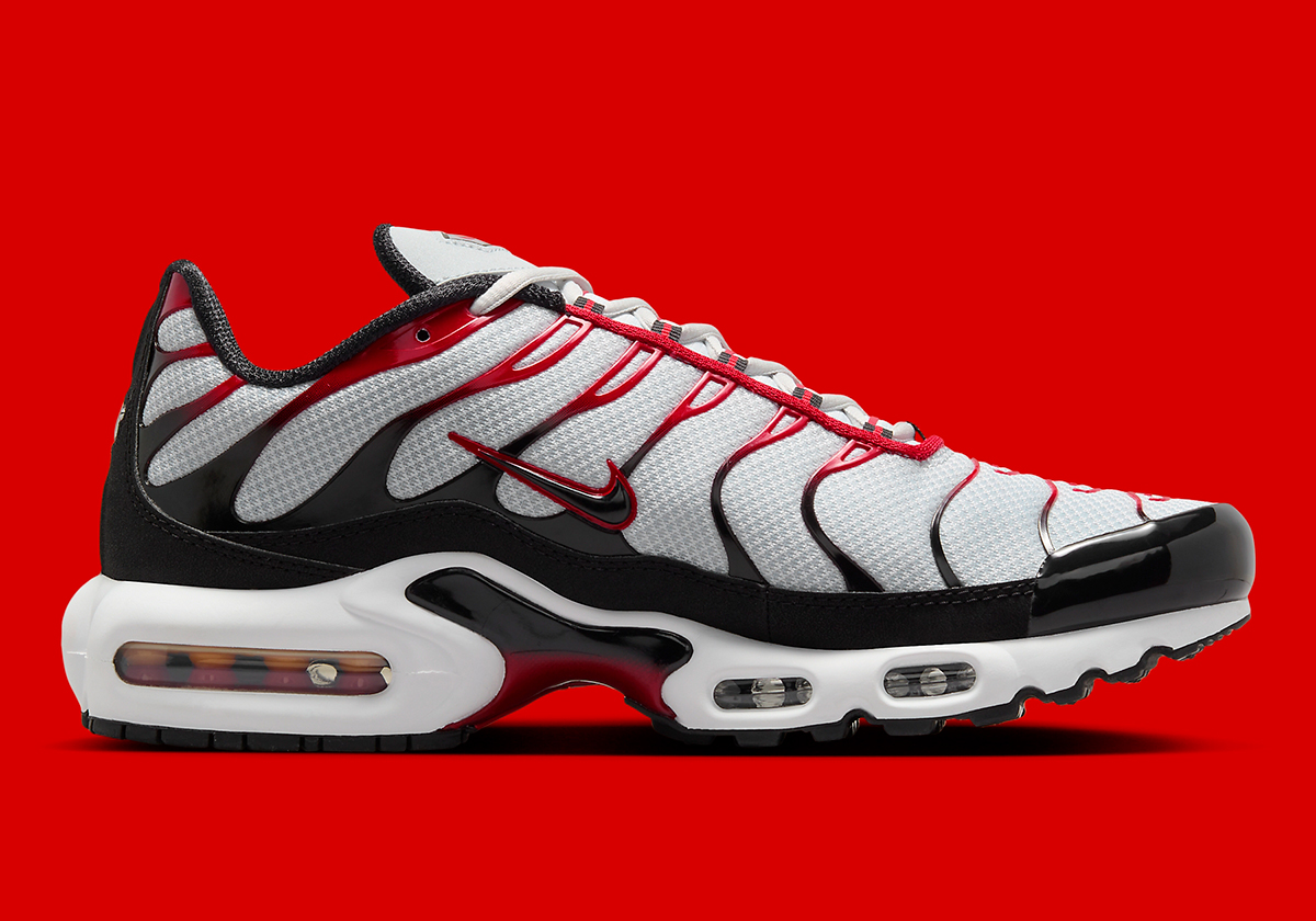 Nike Air Max Plus Black White Red Fn6949 002 5