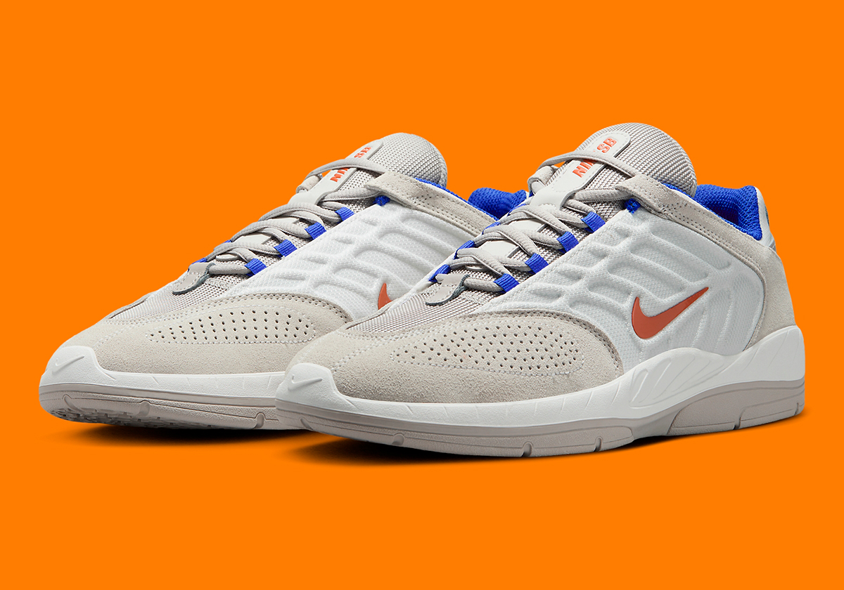 "Knicks" Orange & Blue Arrives On The Nike SB Vertebrae