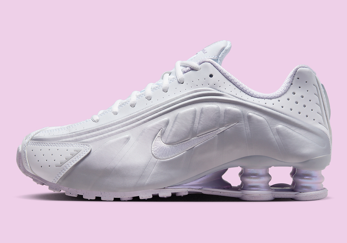 Light Purple Gently Graces This Women's Nike Shox R4