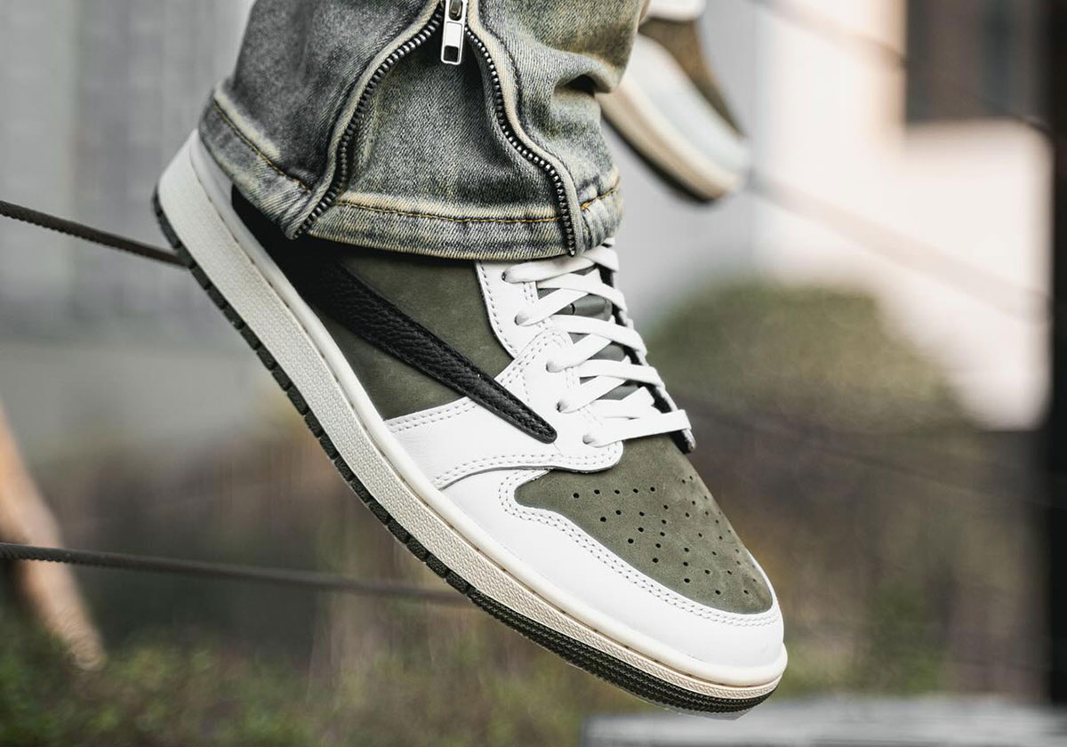 Travis Scott Jordan 1 Low Olive Dm7866 200 3