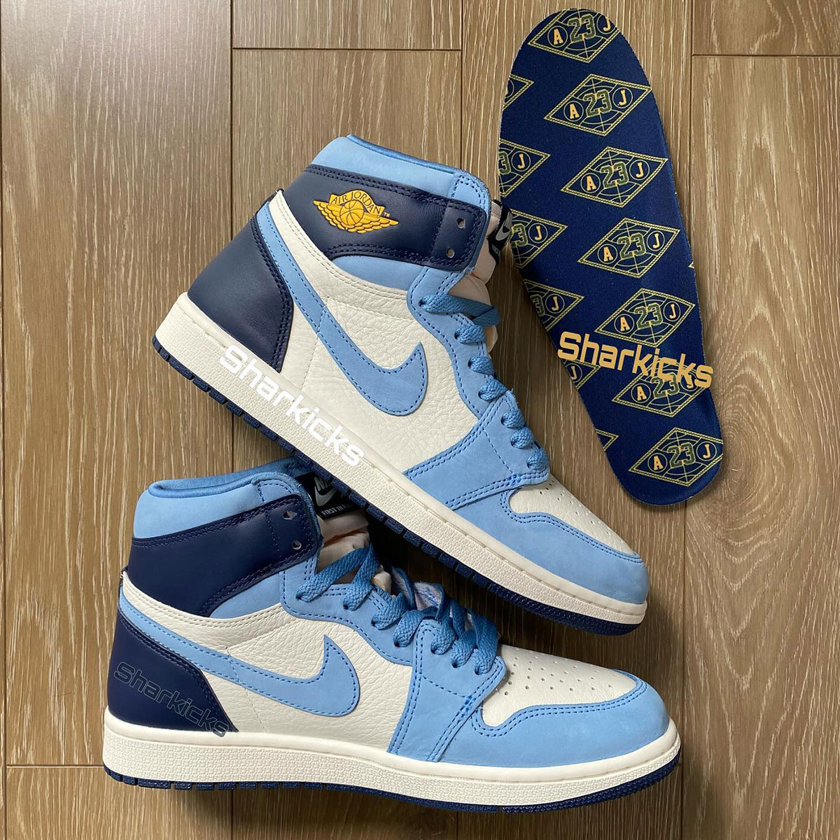 Air Jordan 1 Retro High Og First In Flight 2