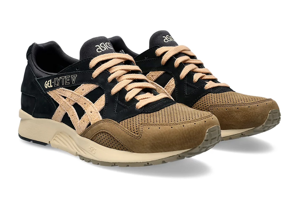 The ASICS GEL-Lyte V Dresses Up In “Pepper/Black”