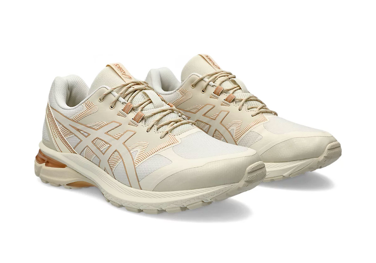 The ASICS GEL-Terrain Treks On In "Birch"