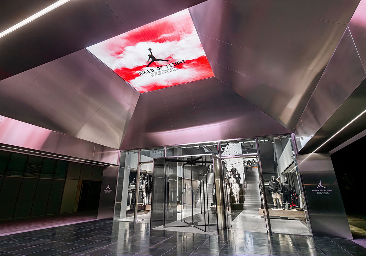 Jordan World Of Flight Beijing Santilun Store 1