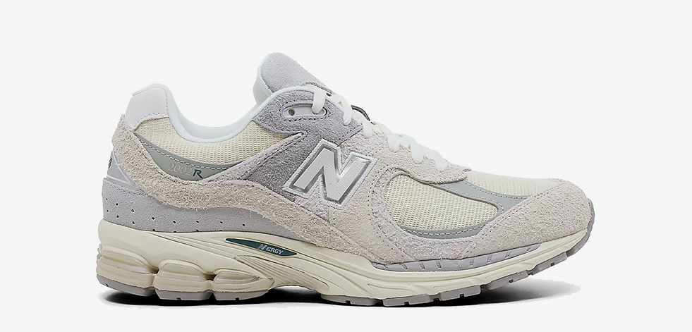 New Balance March 2024 2002r Thumb 3