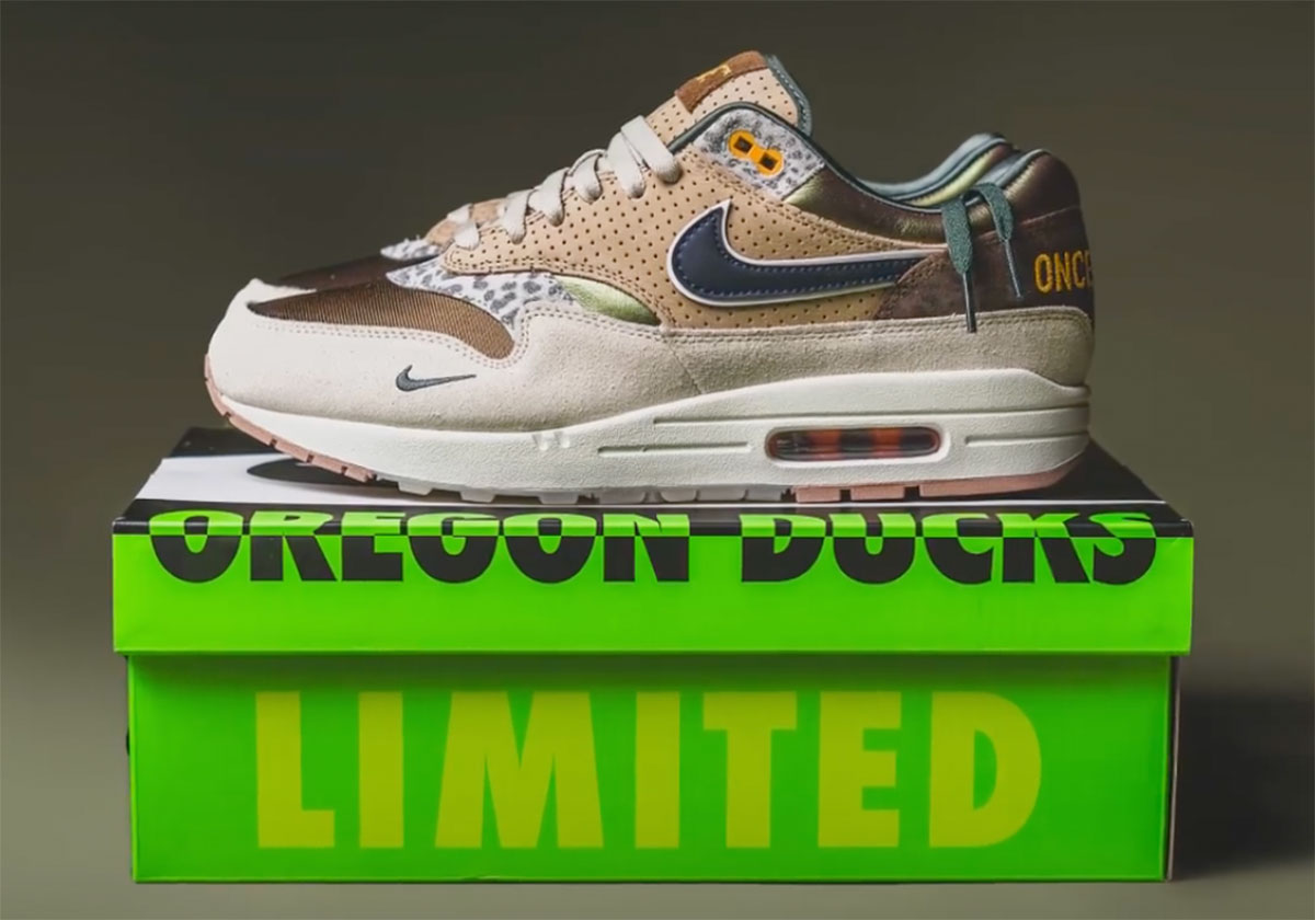 Nike Air Max 1 Oregon Ducks Division St