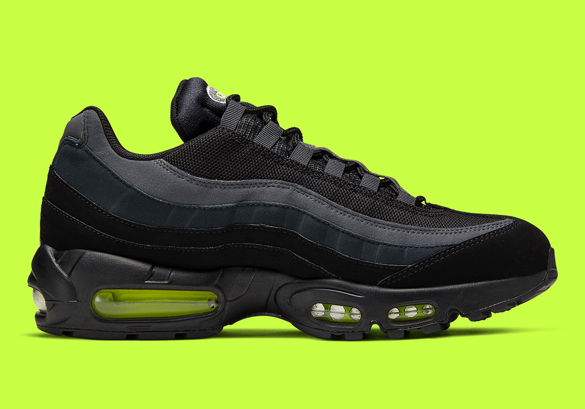 Nike Air Max 95 Black Volt Retro Logo Cv1635 002 3